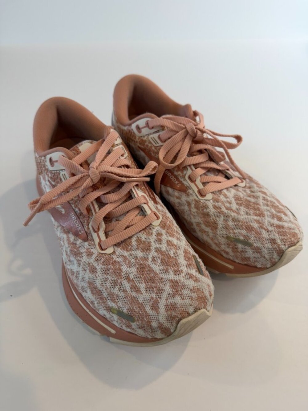 Brooks Women's Ghost 14 Brown Cloud White Coral Pink Running Shoe Size 6 - Picture 2 of 14